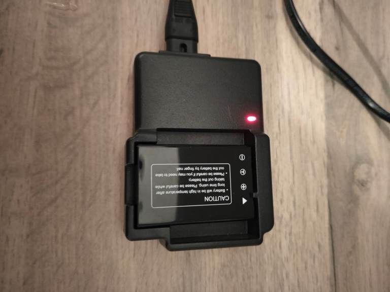 Hitachi HD camcorder DZHV1074 , great condition 