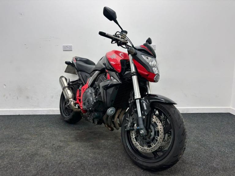 HONDA CB1000RA-F ** LONG MOT - AKRAPOVIC EXHAUST - ABS **