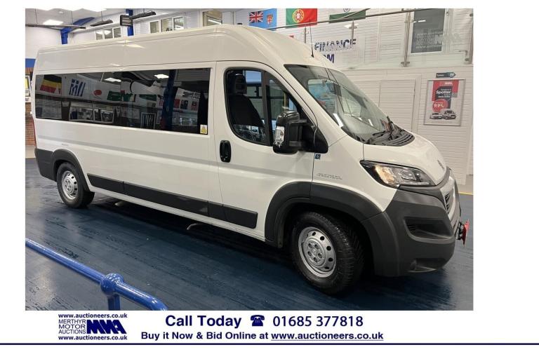 2017 Peugeot Boxer 435 2.0 BLUE HDI 130PS LWB ROOF 4 SEAT DISABLED MINIBUS ------------------- Hi...