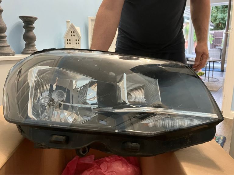 Vw t6.1 Halogen headlamps