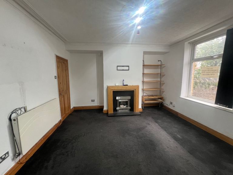 2 Bedroom House to Let Allerton BD15
