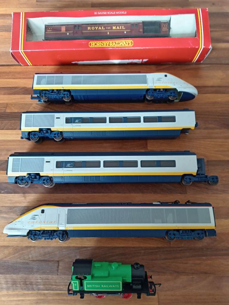 Hornby Railways Trains Bundle Lot Eurostar Train And Carriages Royal Mail Coach Set British Railways