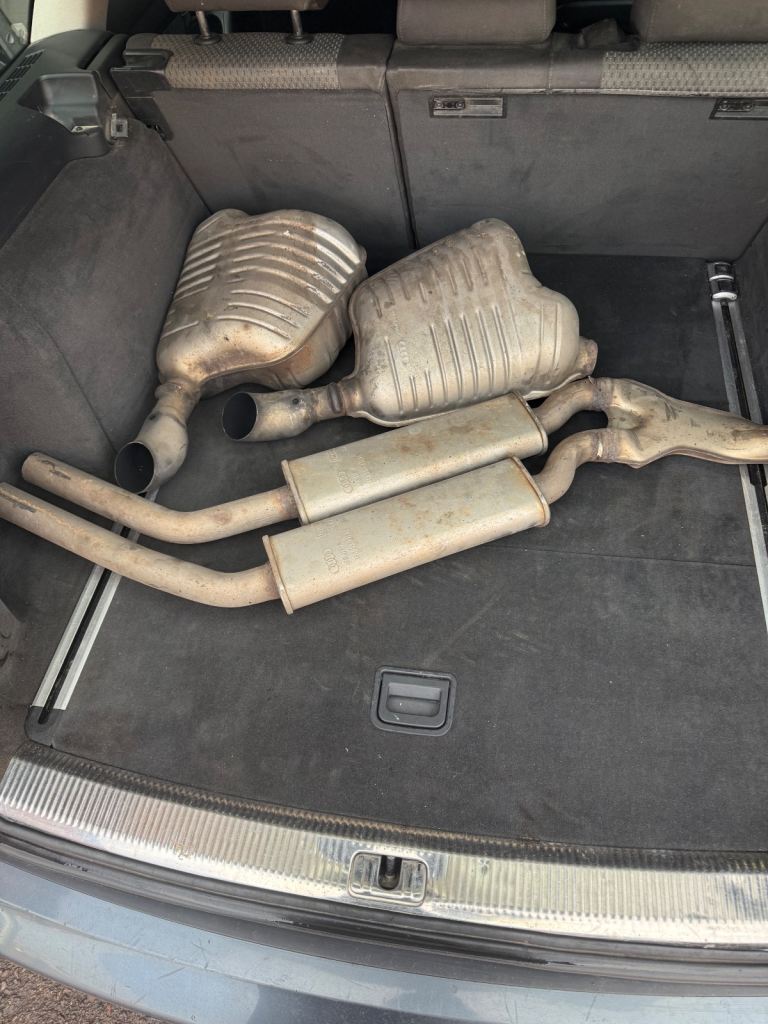 Exhaust back boxes/silenceres