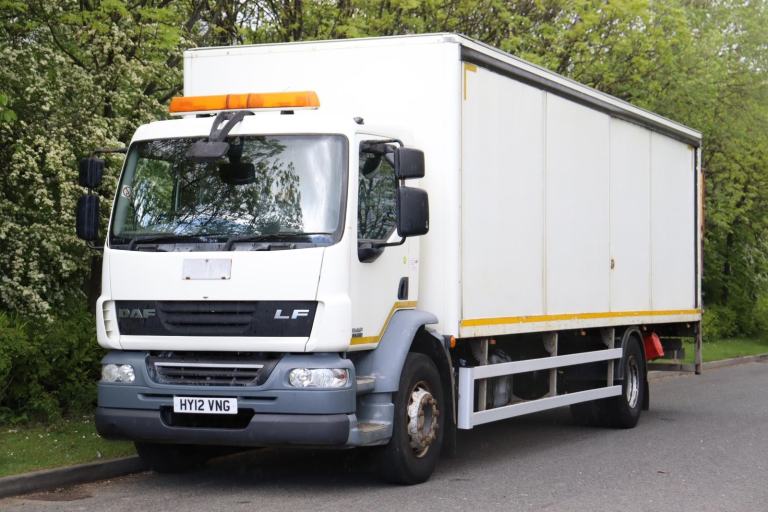 DAF LF55 220 4X2 29FT GRP BOXVAN (2012)