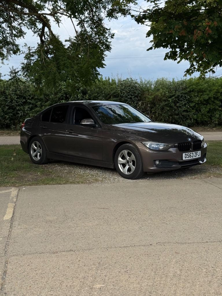 BMW, 3 SERIES, Saloon, 2014, Manual, 1995 (cc), 4 doors