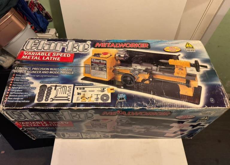 Clarke Metalworker CL300M 300mm Variable Speed Mini Metal Lathe