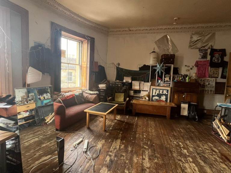 Artsy double room - 10 mins walk from Royalmile