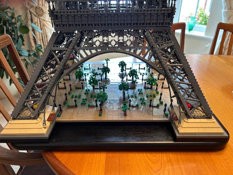 Leggo Eiffel Tower Major Kit