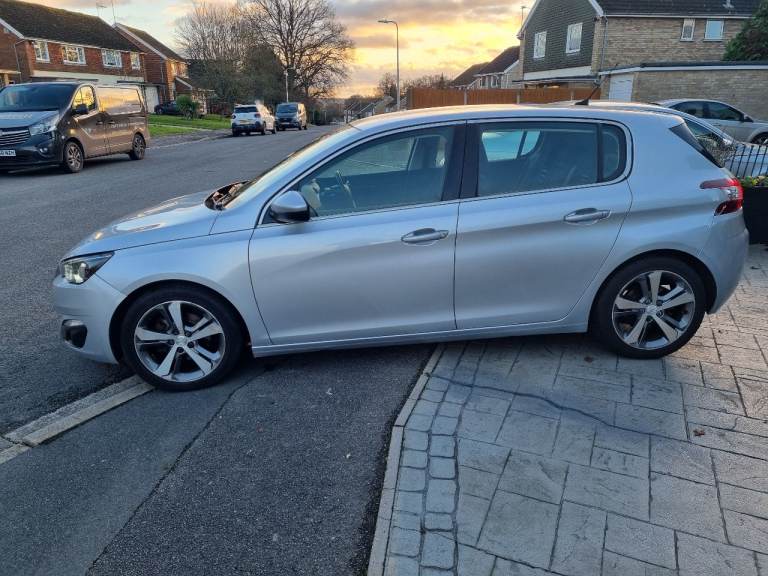 Peugeot, 308, Allure Hatchback, 2014, Manual, 1560 (cc), 5 doors
