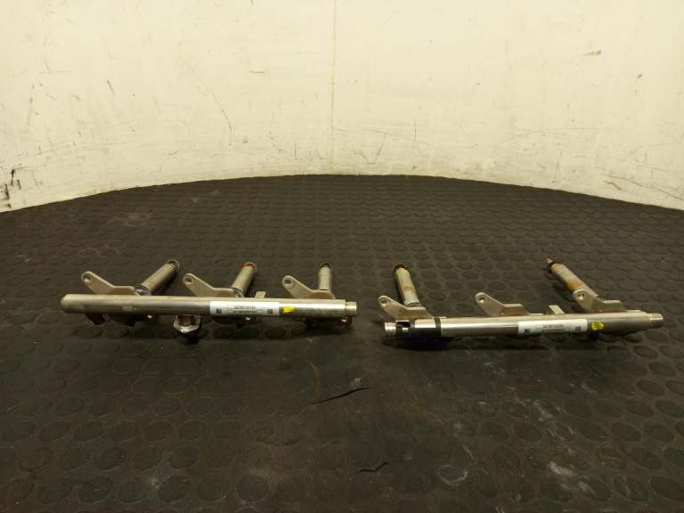 2016 Mercedes Glc Injection Rail A2760702295