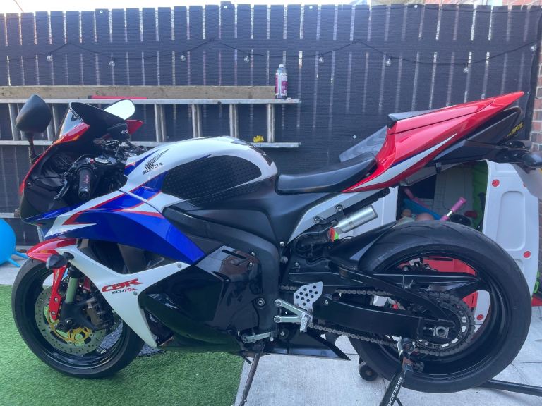 Honda, CBR, 2010, 599 (cc)