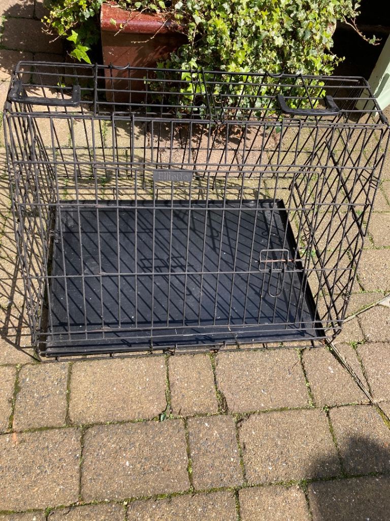 Dog cage for car boot
