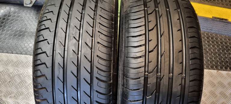 225 50 16   2 x tyres Continental / Triangle