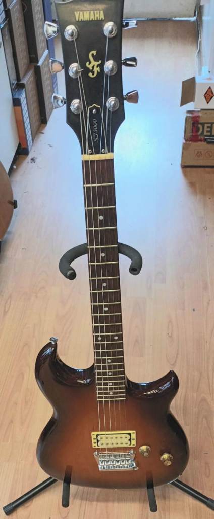 YAMAHA SF3000 Brown Sunburst 1981 Vintage Electric Guitar 22 Frets Maple Neck