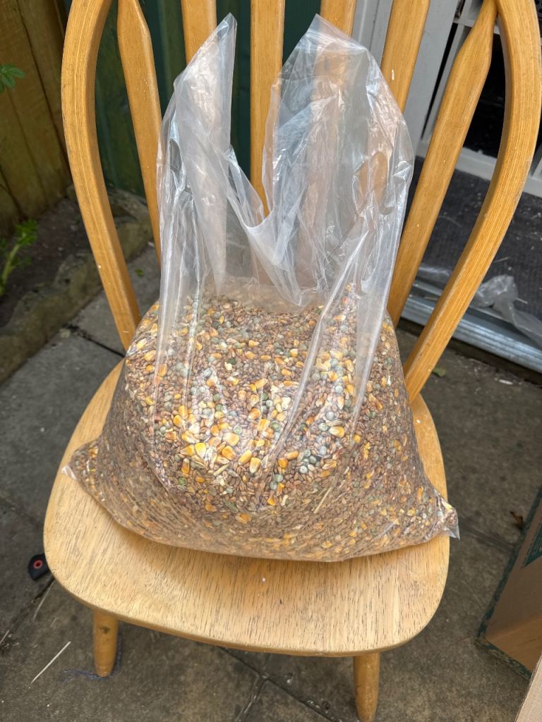 12 kg pigeon feed