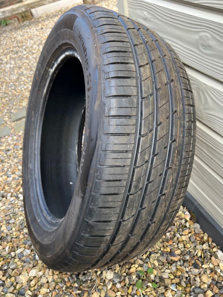 TYRE BRAND NEW.235x55xR18 100V HANKOOK VENTUS S1 EVO2 SUV
