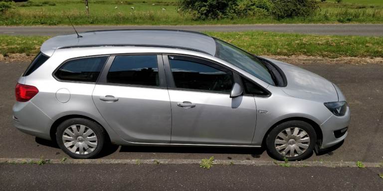 2013 Vauxhall Astra Estate 1.7 CDTi | MOT Feb 2027 | £20 Tax | £1,000 ONO
