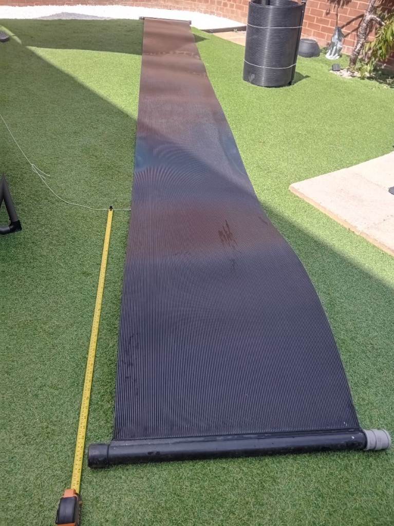 Solar Pool Heater Mat – Black, Very Good Condition - no leaks at all. 