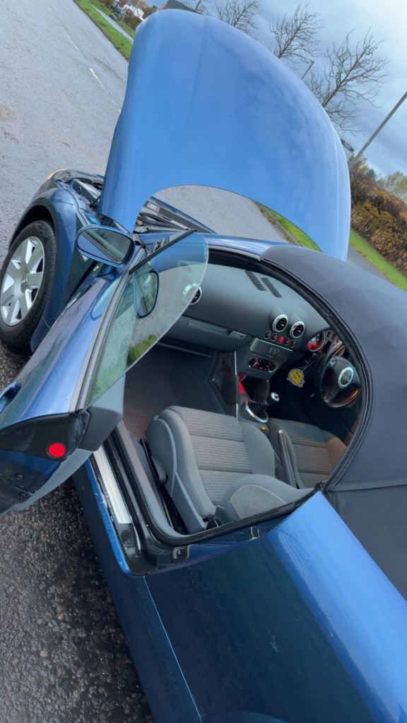 Audi, TT, Convertible, 2004, Manual, 1781 (cc), 2 doors