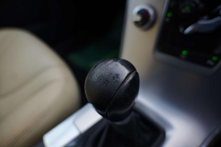 2016 Volvo XC60 2.4 XC60 SE Luxury Nav D5 AWD 4WD 5dr SUV Diesel Manual