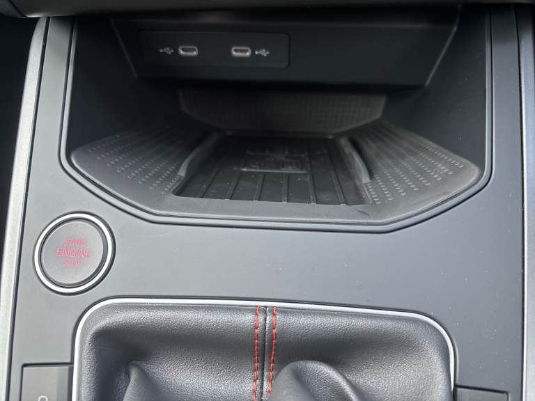 2025 SEAT Arona 1.0 TSI 115 FR Black Edition 5dr Hatchback PETROL Manual