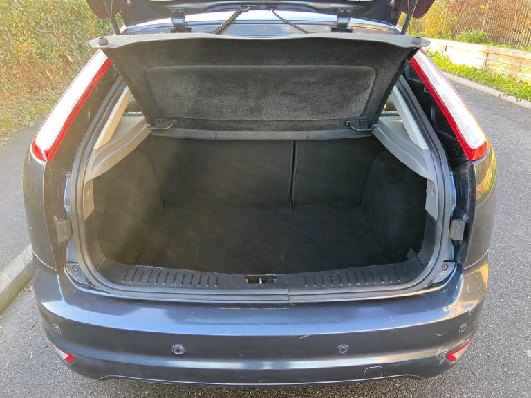 2011 Ford Focus 1.6 TDCi DPF Sport Hatchback 5dr Diesel Manual (115 g/km  108