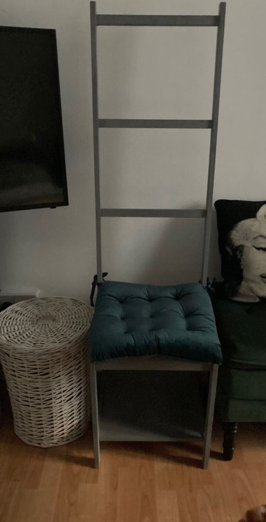 Chair with towel rack 