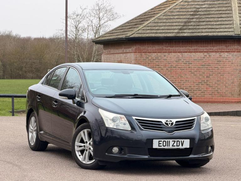 2011 Toyota Avensis 2.0 D-4D T4 Nav 4dr SALOON DIESEL Manual