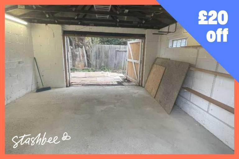 Garage to rent in London (SE23) | Stashbee