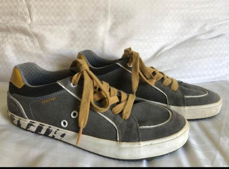 Geox Linen Grey Trainers – Good Condition