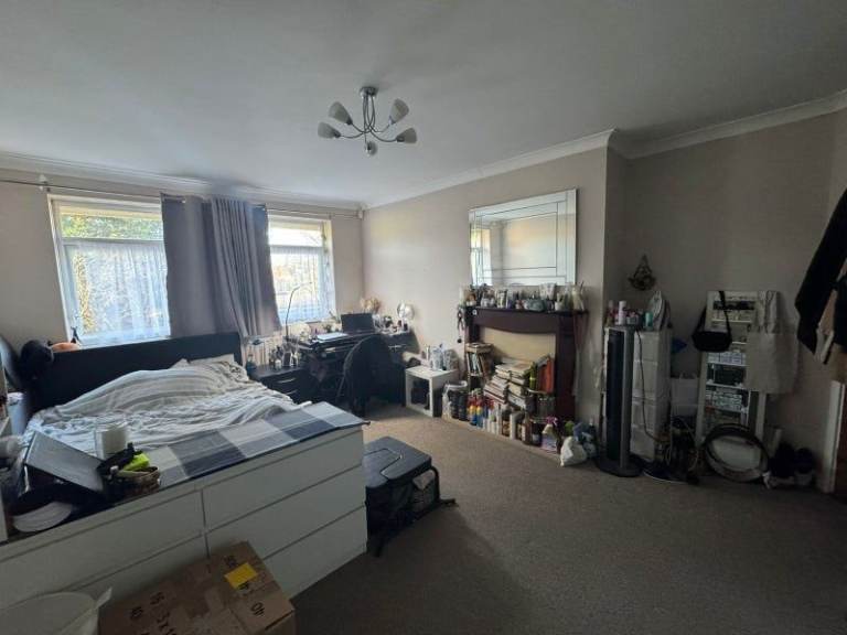 Double bedroom for rent in Barnehurst