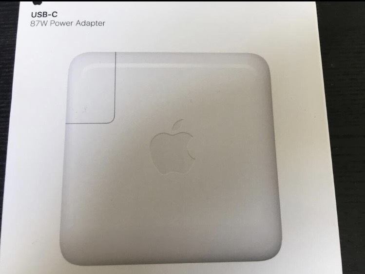 NEW Apple 87W USB-C Power Adapter (Original) - Charger. RRP £79