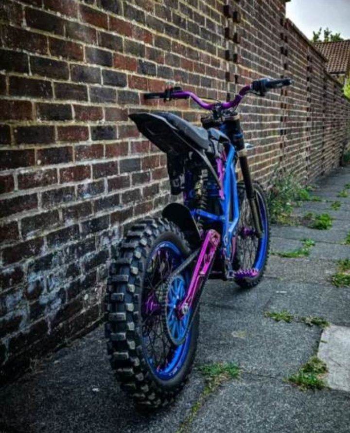 2024 sur ron electric bike - custom painted 