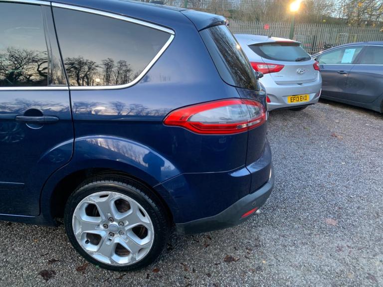 2011 Ford S-Max 2.0 TDCi Titanium Powershift Euro 5 5dr MPV Diesel Automatic