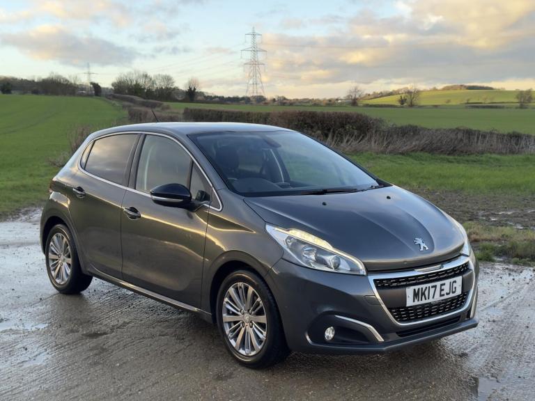 2017 Peugeot 208 1.2 PureTech 82 Allure 5dr HATCHBACK PETROL Manual