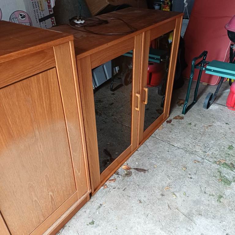 Display cabinet 