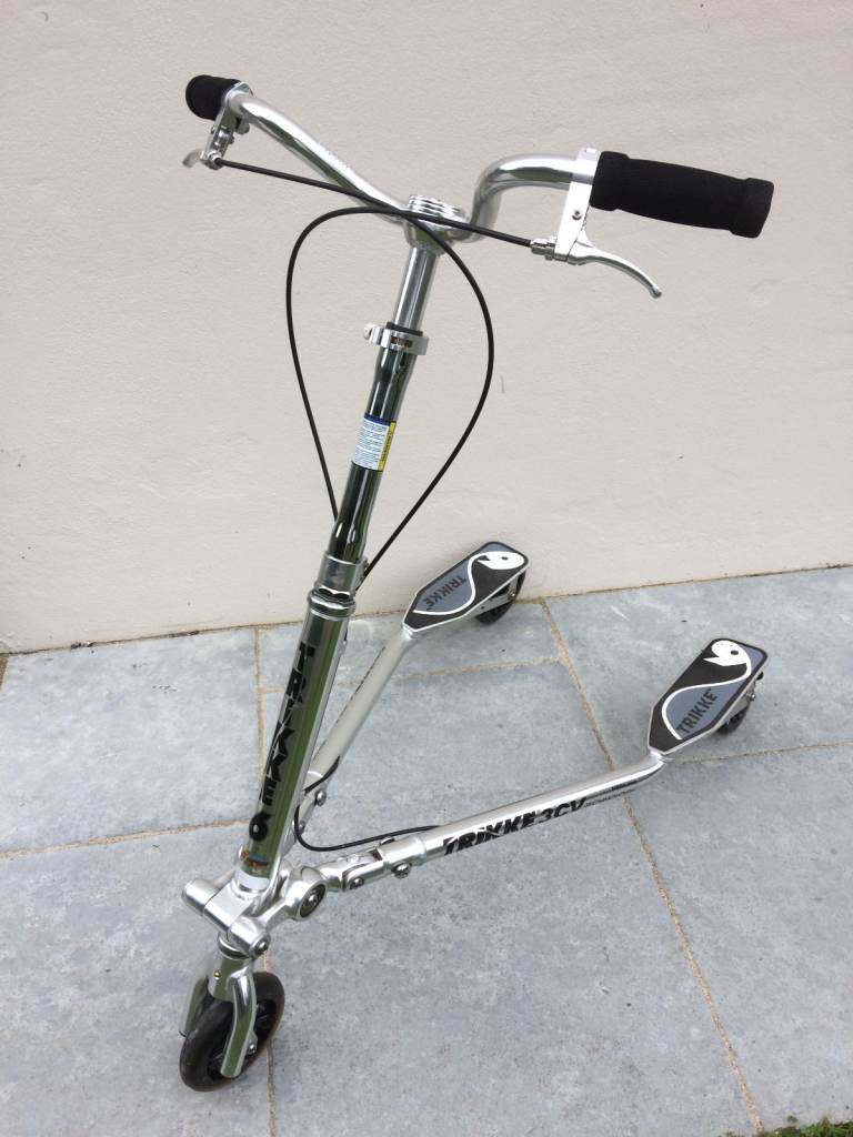 2 X TRIKKE 6 3CV Adult Size Skiing Motion Work Out CARVING SCOOTERS