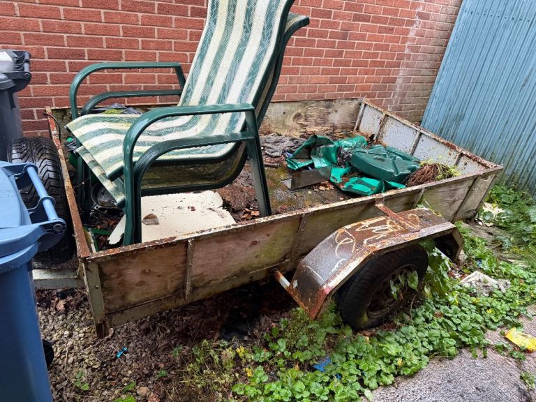 Trailer for sale, needs to be towed/lifted