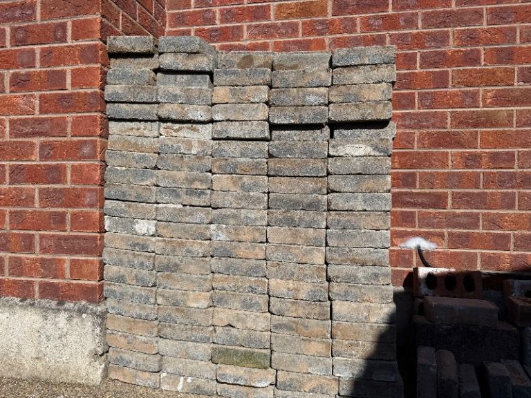 300 used paving bricks with off cuts and others 