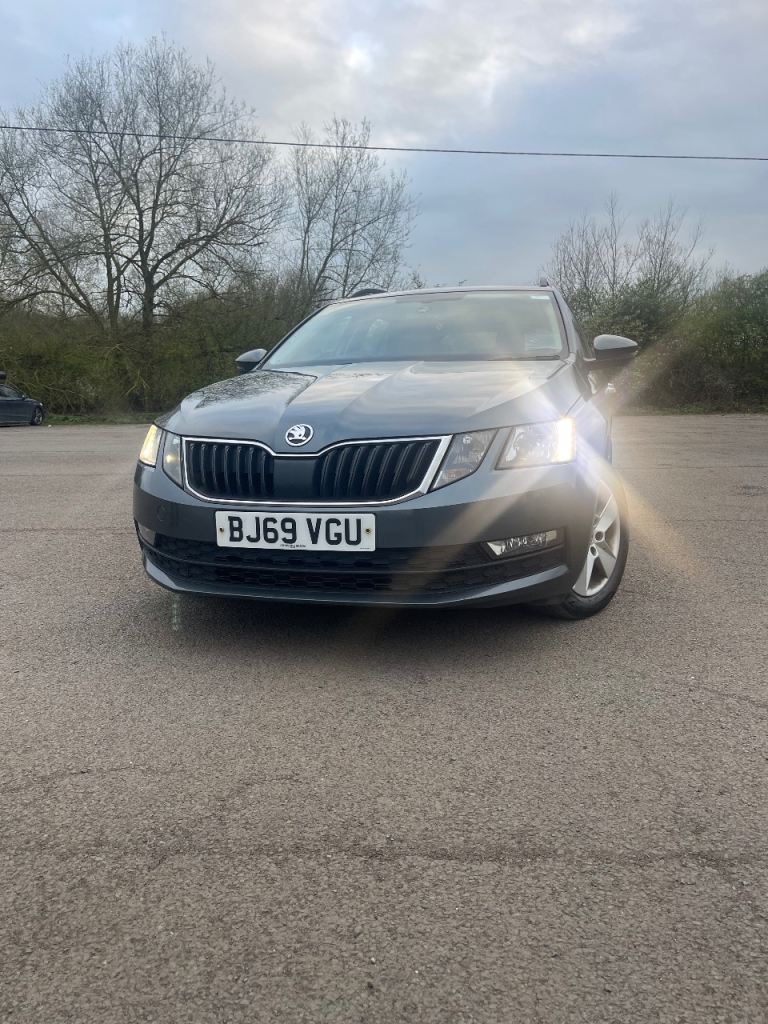 Skoda octavia 1.6 diesel Automatic 