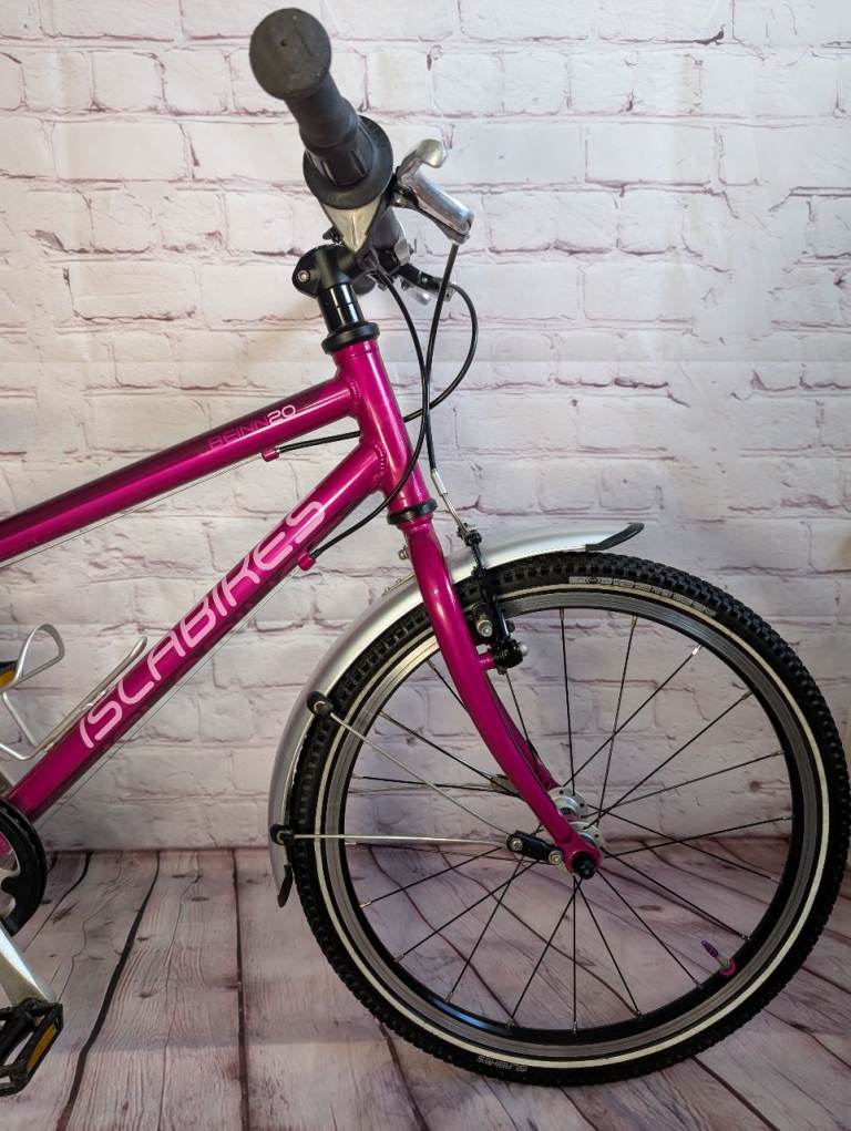 ISLABIKES BEINN 20 LARGE (6+) IN PERFECT CONDITION. COLLECTION NW LONDON OR BUCKS. ISLA BIKE