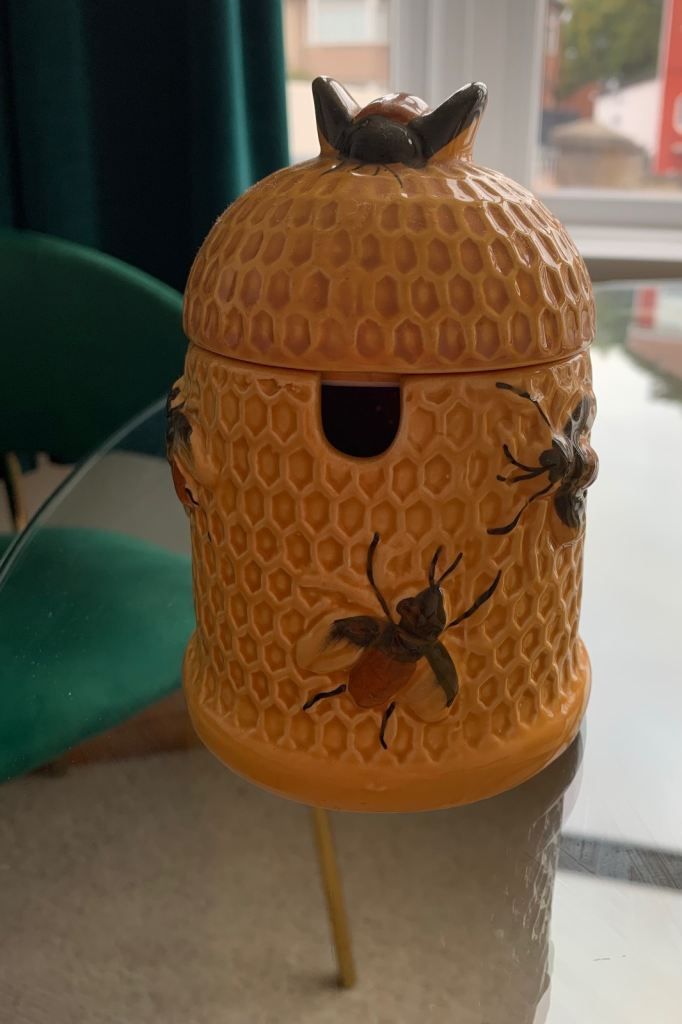 Honey pot
