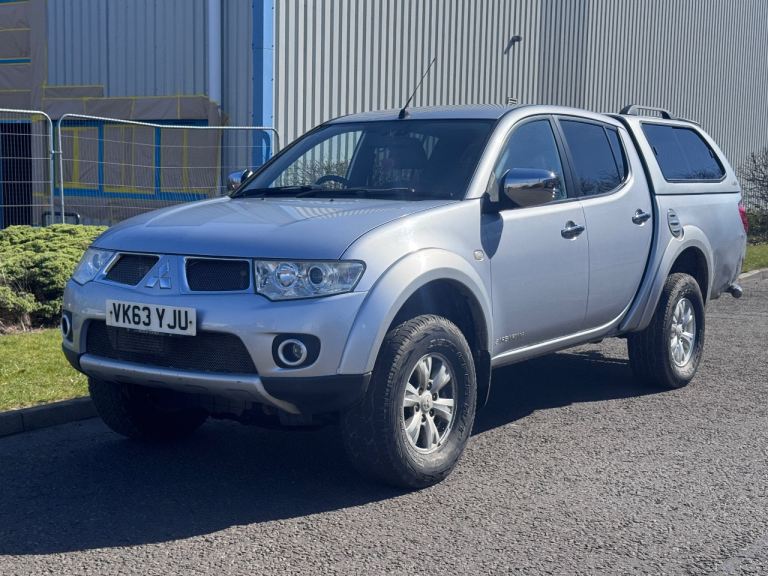 Mitsubishi L200 Barbarian LB Dcb 2.5 DI-D 2014 178 BHP 4x4 pick up