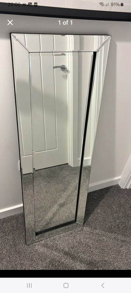 Gorgeous Sterling Mills mirror, URGENT REDUCED 