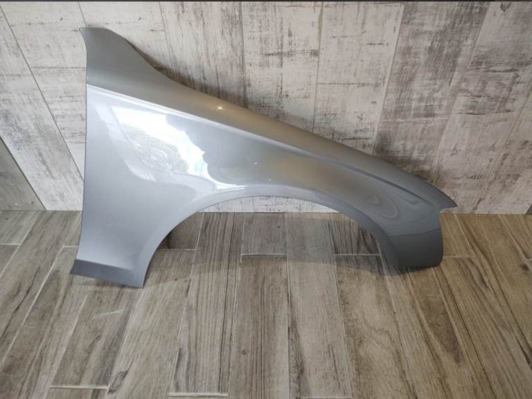 AUDI A4 B8 2008 – 2012 DRIVER SIDE WING PANEL SILVER COLOUR LY7G