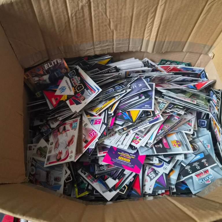 Match attax trading cards 