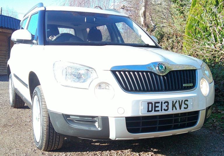 2013 Skoda Yeti 1.6 TDI GreenLine II S SUV 5dr Diesel Manual Euro 5 (s/s) (105