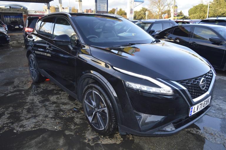 2021 Nissan Qashqai 1.3 DiG-T MH 158 Tekna 5dr Xtronic HYBRID 2021 ONE OWNER AUTO HATCHBACK Petro...