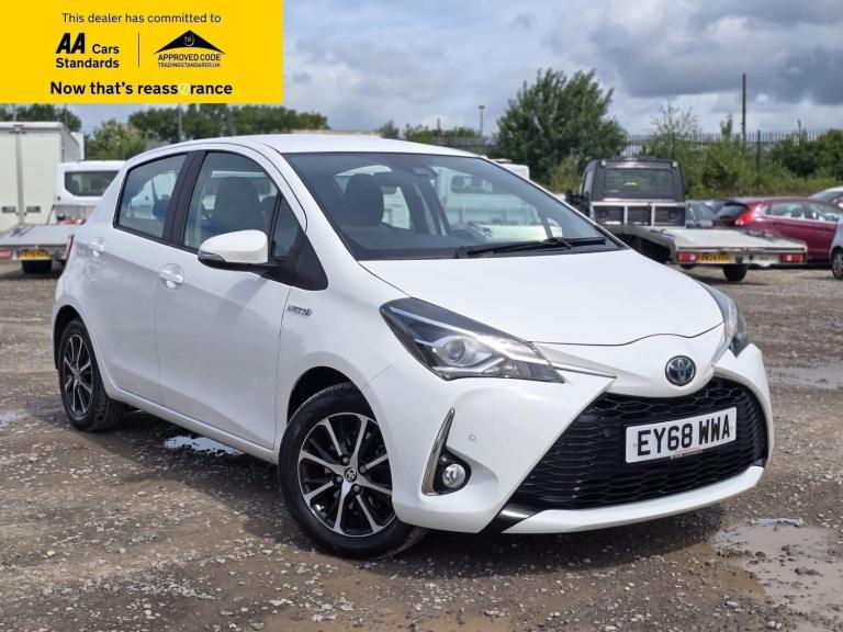 2018 Toyota Yaris 1.5 VVT-h Icon Tech Hatchback 5dr Petrol Hybrid E-CVT Euro 6 (s/s) (100 ps) Hat...