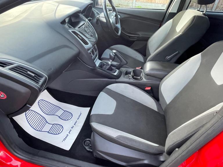  Ford Focus 1.0T EcoBoost Zetec S Euro 5 (s/s) 5dr Petrol Manual